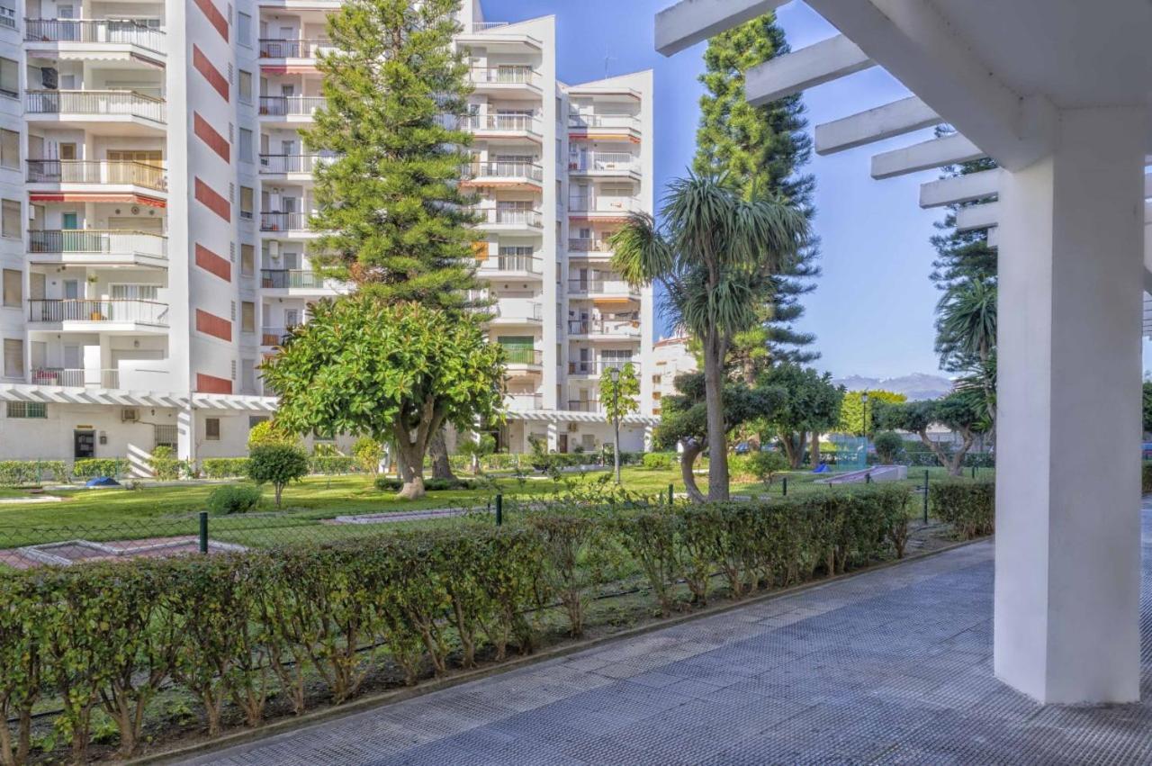Un Barco En Tierra Apartment Salobrena Exterior photo